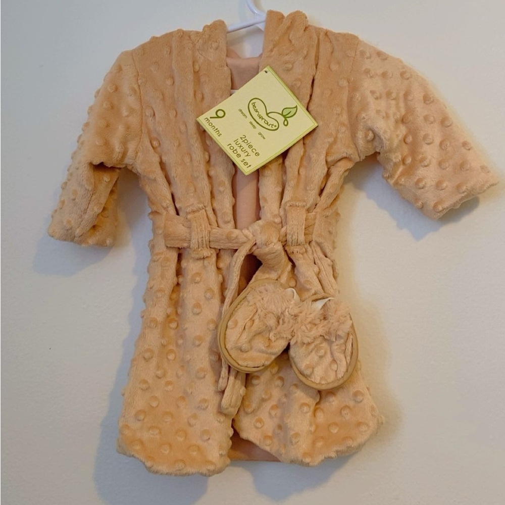 Little Giraffe Tan Plush Bathrobe with Fuzzy Slippers